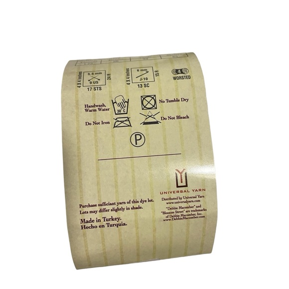 Universal Yarn Debbie Macomber Worsted Wool Yarn Gerbera Daisy Black Single Ply - Picture 6 of 8